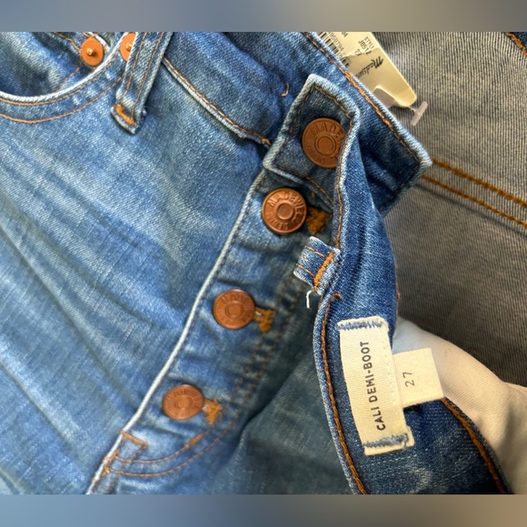 Madewell Cali Demi Boot Cut Jean Distressed with Button Fly - Picture 6 of 7